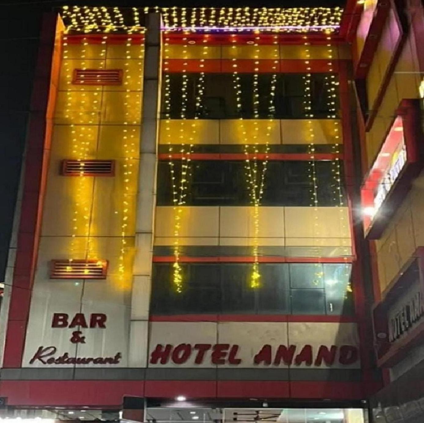 Hotel Anand Jhānsi 외부 사진